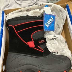 Totes boots for boys